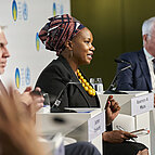 Panel Discussion, Monday 17